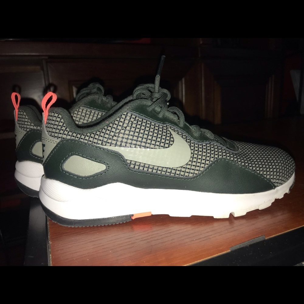 Nike casual sneakers